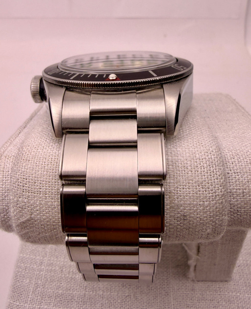 Case #570 — Tudor Black Bay 41 (Black) Ref. 79230N