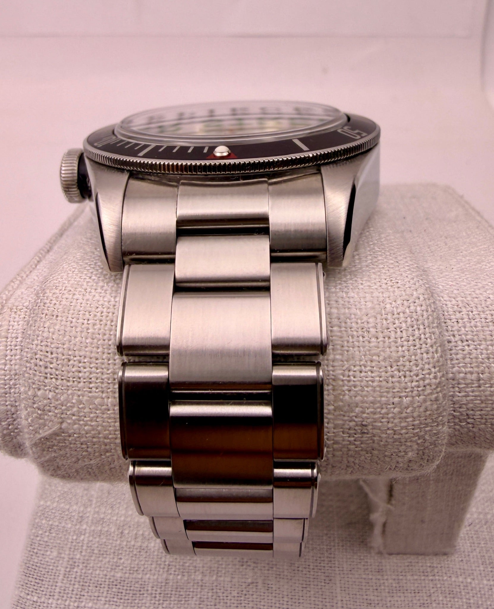 Case #570 — Tudor Black Bay 41 (Black) Ref. 79230N
