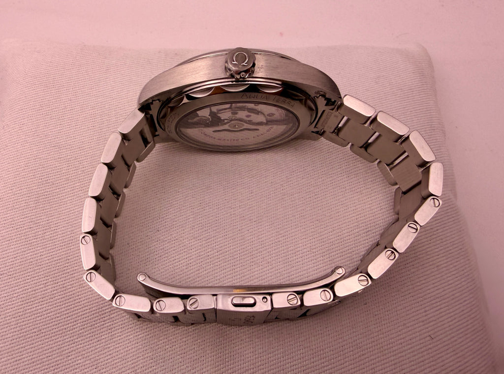 CASE #608 — OMEGA SEAMASTER AQUA TERRA 150M SMALL SECONDS REF. 220.10.41.21.02.004