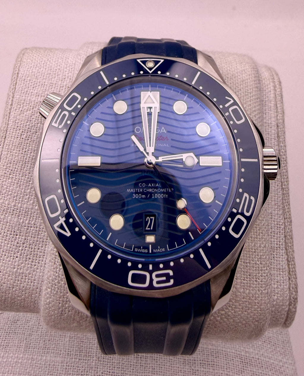 Case #616 — Omega Seamaster Professional Blue Wave on Rubber Ref. 210.32.42.20.03.001
