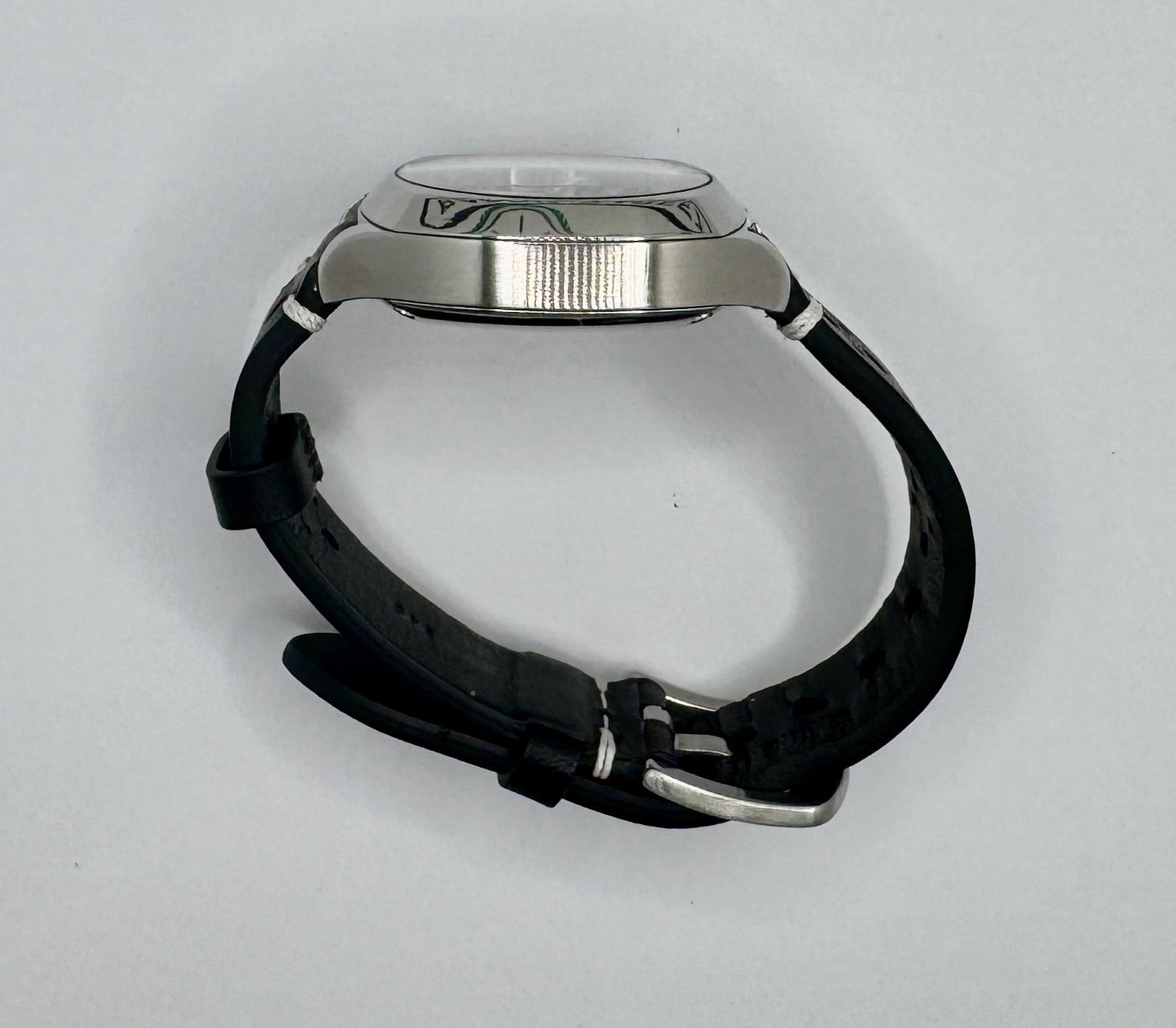 Case #0049 Pre-Owned TAG Heuer Carrera CR2110 — OEM Strap & Clasp Included