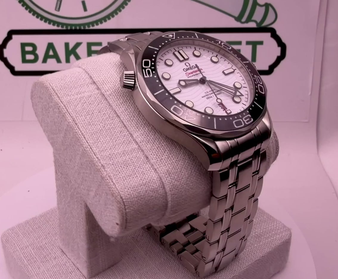 Case #595 — Omega Seamaster 300 (White) Ref. 210.30.42.20.04.001