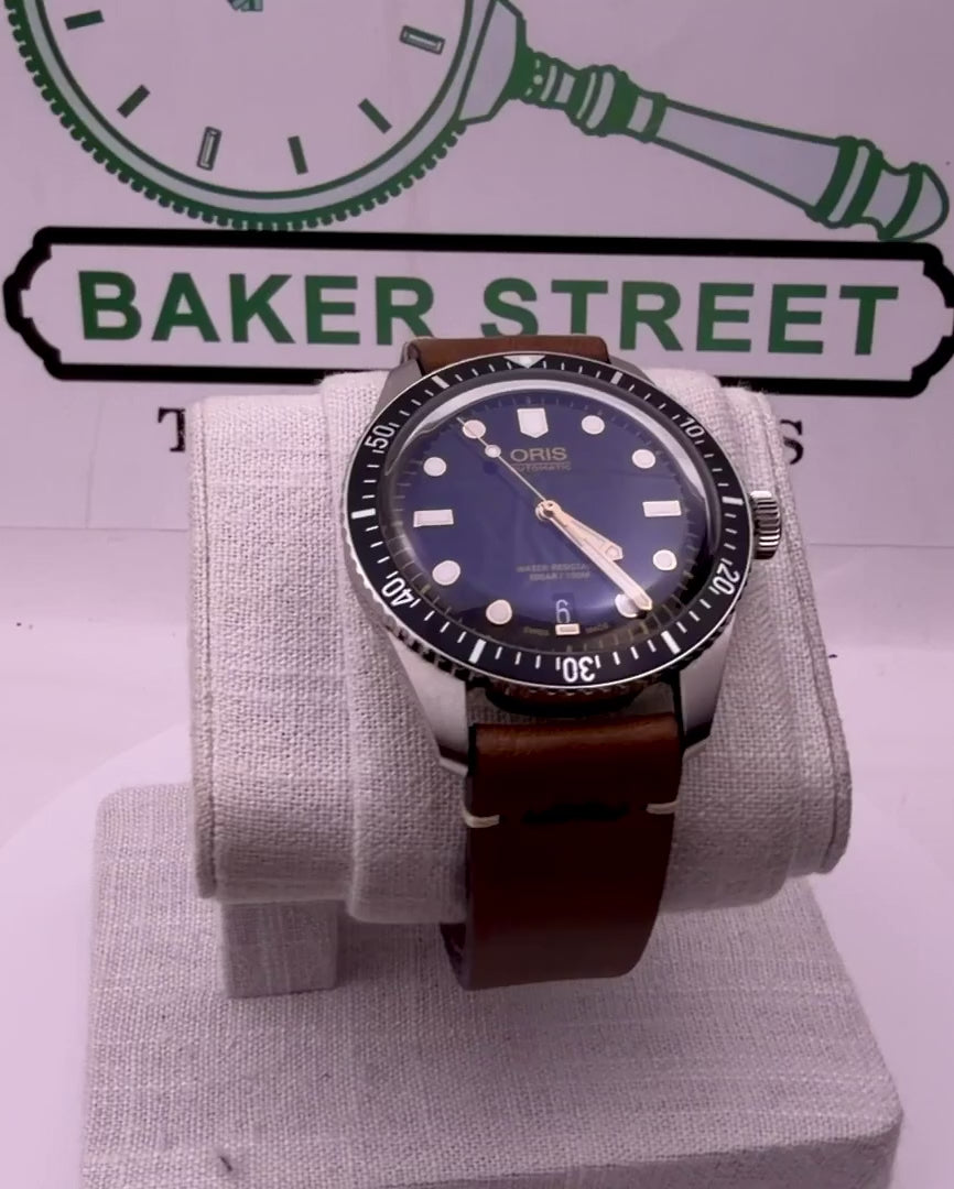 Case #719 — Oris Divers Sixty-Five Movember Edition Ref. 01 733 7707 4084-Set LS