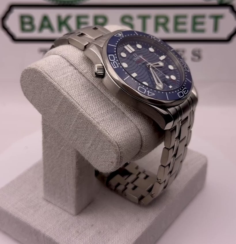 Case #637 — Omega Seamaster Professional 300 (Blue - Steel) Ref. 210.30.42.20.03.001